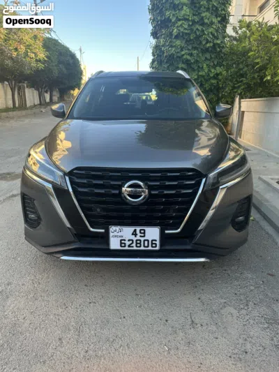 Nissan Kicks Standard 2