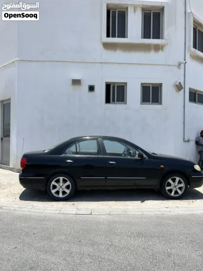 نيسان صني Standard 4