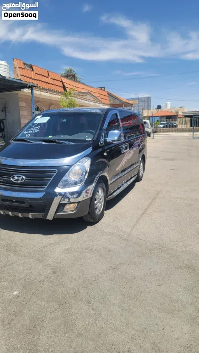 Hyundai H1 Standard 2