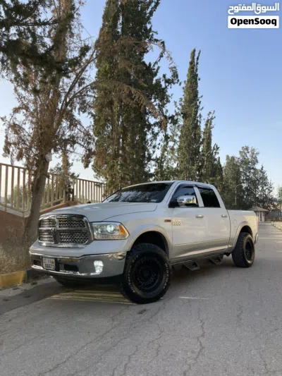 Dodge Ram Laramie 2