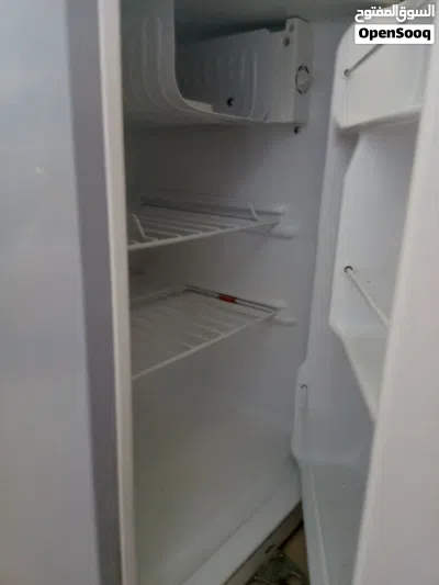 ثلاجة ماركة اصلية ممتازة 3