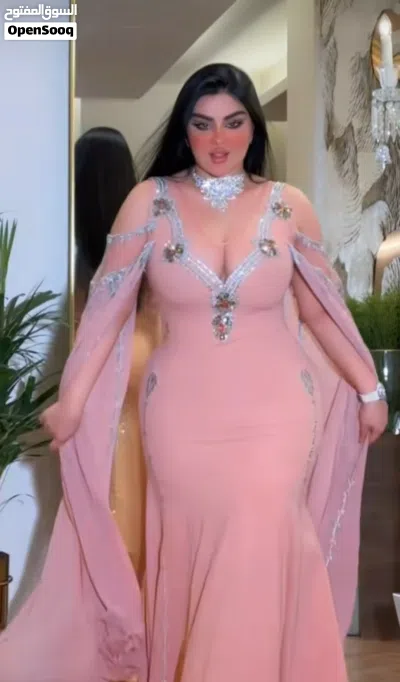 فستان سهرة فاخر للمصممة هدى بداي للبيع 2