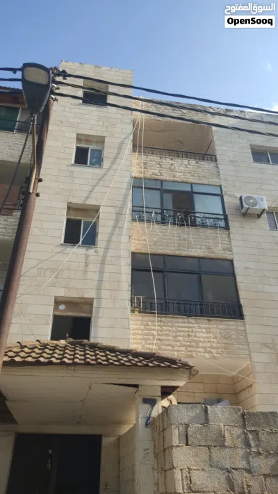 شقه للبيع قرب الباب الشمالي لجامعة اليرموك 2