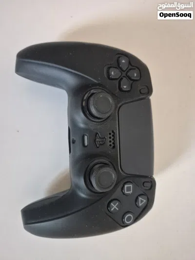 يد ps5 سوداء اصلية للبيع 2