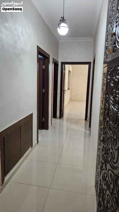 شقة جنوبية غربية للايجار السنوي 3