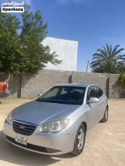 Hyundai Avante SE 2