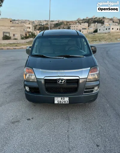 Hyundai H1 Standard 2
