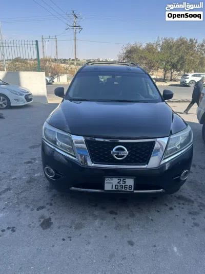 Nissan Pathfinder SV 2