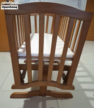 baby cot brand new from home centre 3