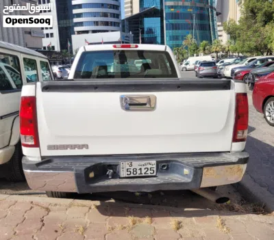 GMC Sierra 2500 HD 4