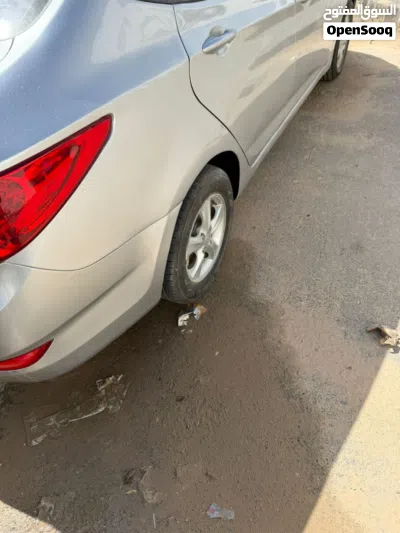 Hyundai Accent Limited 3