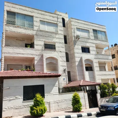 شقة للايجار في ضاحية الرشيد 3