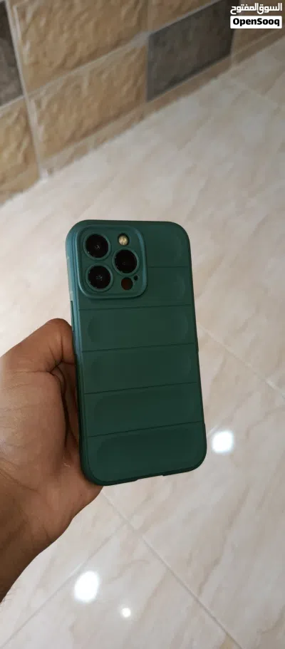 iPhone 13 Pro وكاله وكاله 3