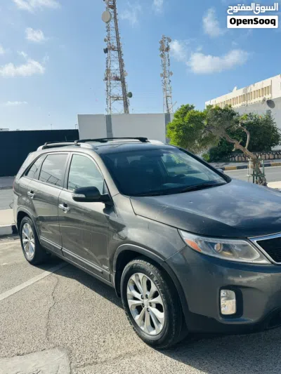 كيا سورينتو Standard 3