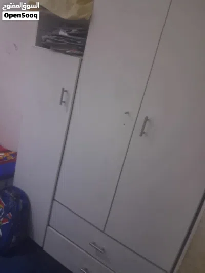 غرفه نوم لون ابيض للبيع 2