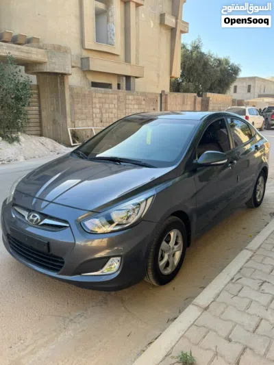 Hyundai Accent Limited 2