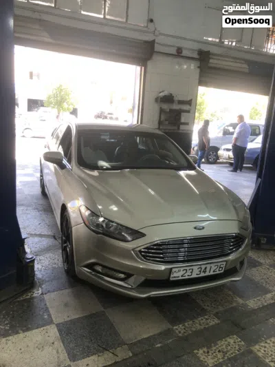 Ford Fusion SE 4