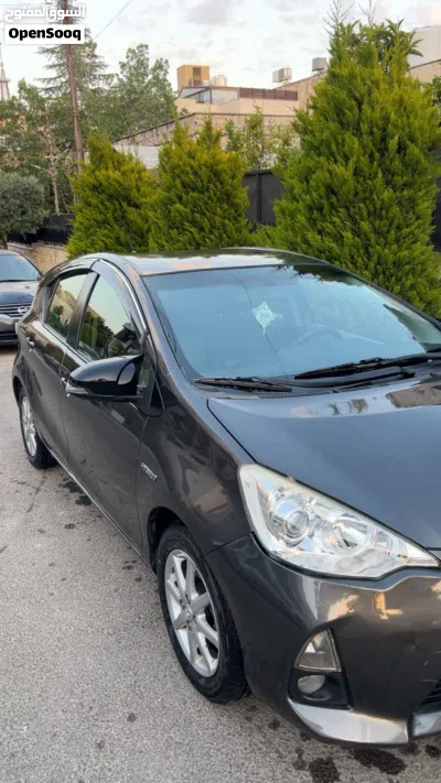 تويوتا بريوس Prius C 3