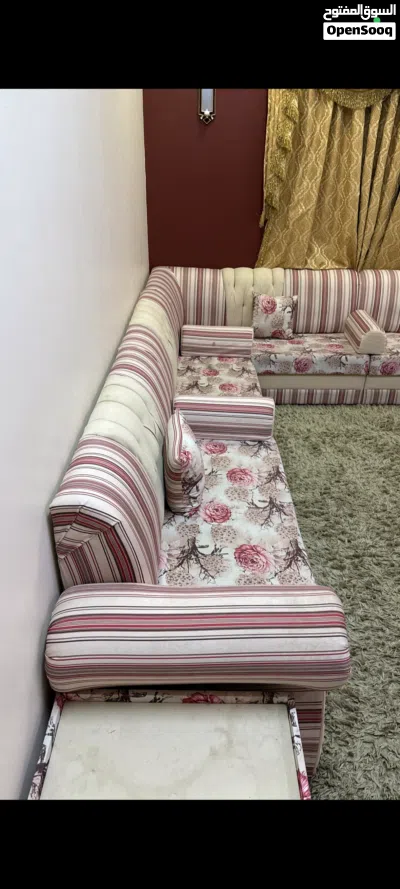 Very clean and beautiful just like new 2