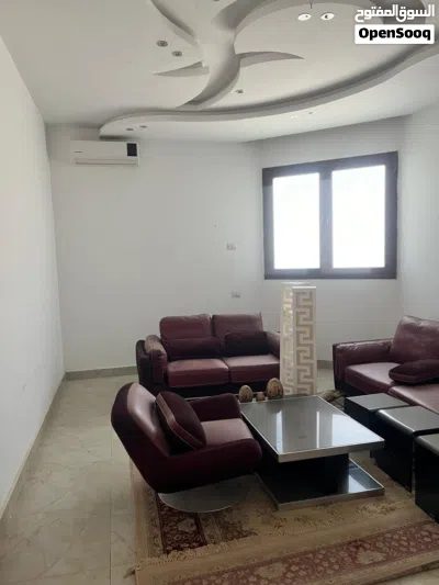 83 مبنى للايجار الدريبي الطريق الدايري التالت 8 حجرة يتبعه فضاء لاي نشاط شركة او غيره wes 2
