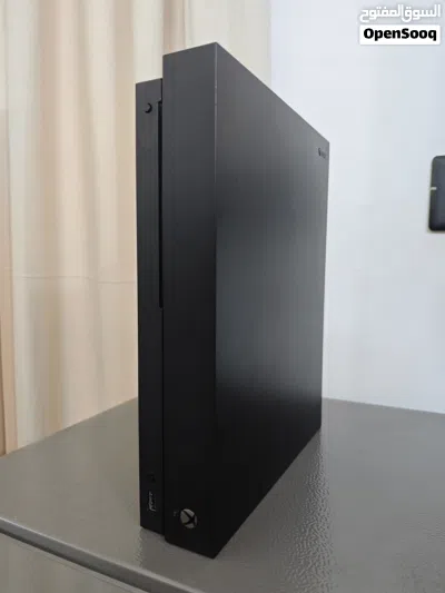 اكسبوكس ون أكس ذاكرة واحد تيرا مامفتوح شرط لوك ستيكر /Xbox one X 1TB 2