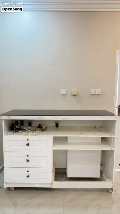 طاوله للبيع 2