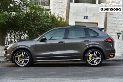 Porsche Cayenne Cayenne GTS 4