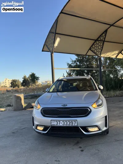 كيا نيرو EX Touring 4