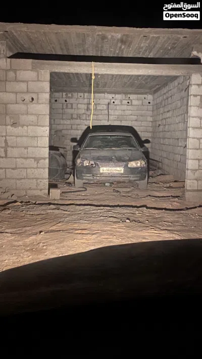 تويوتا كامري LE 2