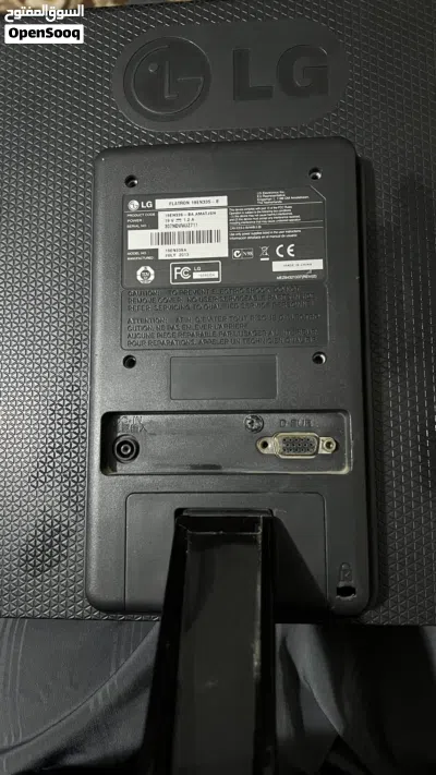 شاشة lg 19 vga للبيع او بدل على رامات او كرت شاشه 2