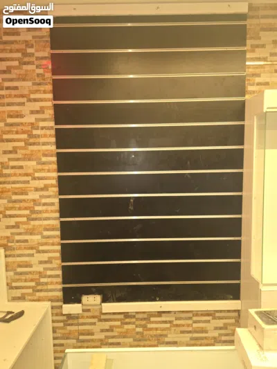 محل للايجار بالوحدات على الشارع الرئيسي 2