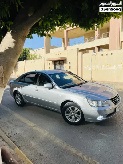 Hyundai Sonata Standard 2