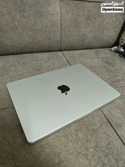 Apple MacBook Pro M3 pro 14 inch بحالة ممتازة بسعر مغري 2