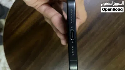 Iphone 15 Pro Max 256gb, Black Titanium, 2