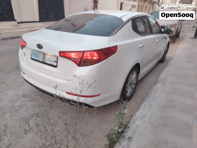 كيا K5 Standard 3