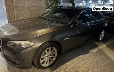 BMW 5 Series 530i Sedan 2