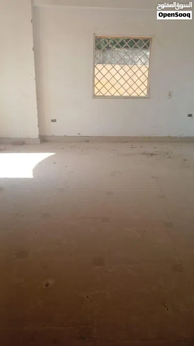 ڤيلا لقطهههه حرفياً للبيع في مدينة الشروق فيلا نص تشطيب في الحي الثاني غرب فيلات المساحه 400م 2