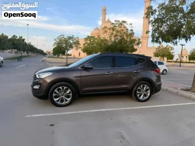 Hyundai Santa Fe Limited 2