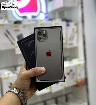 عرض خاص : iPhone 12 pro 128gb هواتف بحالة الوكالة بدون اي شموخ أو مشاكل مع ضمان و ملحقات 2