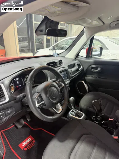Jeep Renegade Standard 4