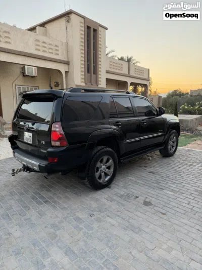Toyota 4 Runner SR5 4