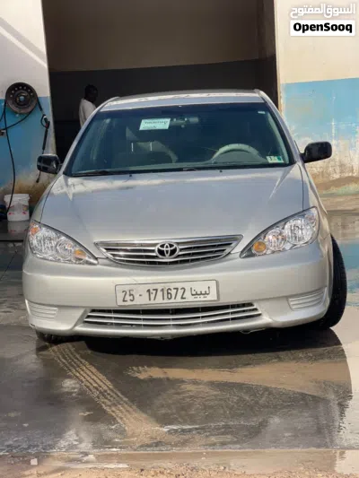 تويوتا كامري LE 3