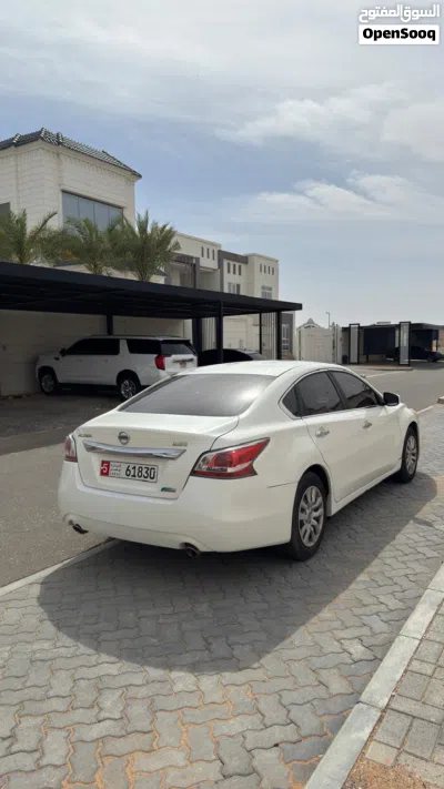 Nissan Altima S 3
