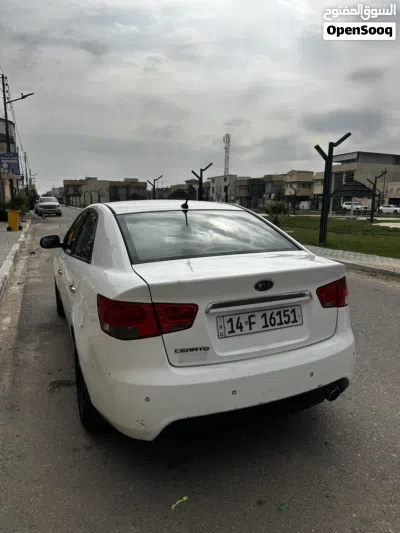 Kia Cerato EX 3