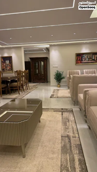 طابق ارضي معلق مساحة 400 متر مفروشة للايجار السنوي منطقة الكرسي تشطيب جديد 2