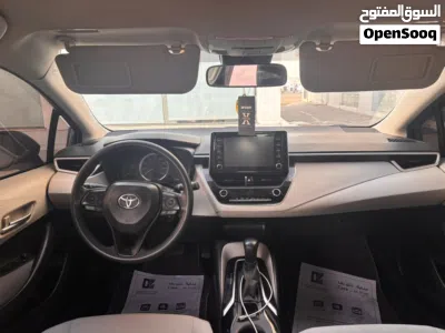 Toyota Corolla LE 3