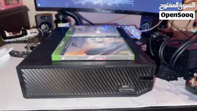 Xbox one 1TB with forza horizon 3 and forza motorsport 6 2