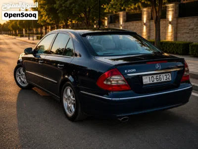 Mercedes Benz E-Class E 200 2