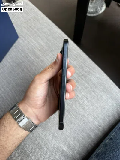 iPhone 16 pro max 256 وارد شرق اوسط ومدخل شريحة 2