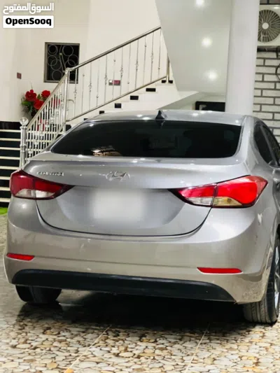 Hyundai Elantra GL 3